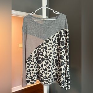 Cheetah / Tan / Grey Long Sleeve Shirt - Size XL